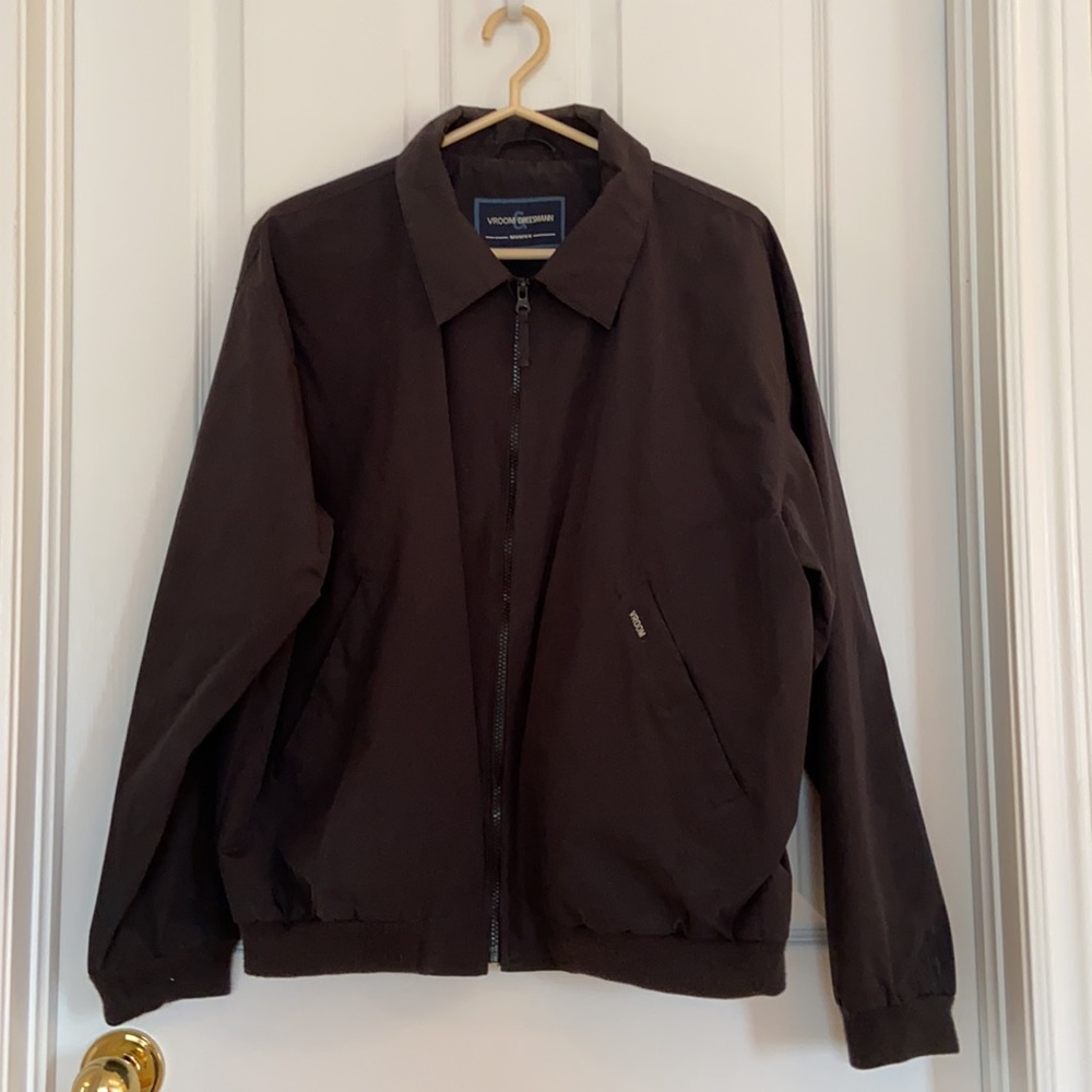 Vintage Men’s size medium windbreaker, brand: Vroom Dreesman Munich